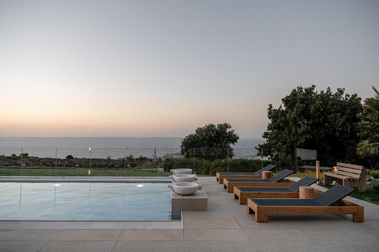 Villa Heora - The Floating Residence Tria Monastiria エクステリア 写真