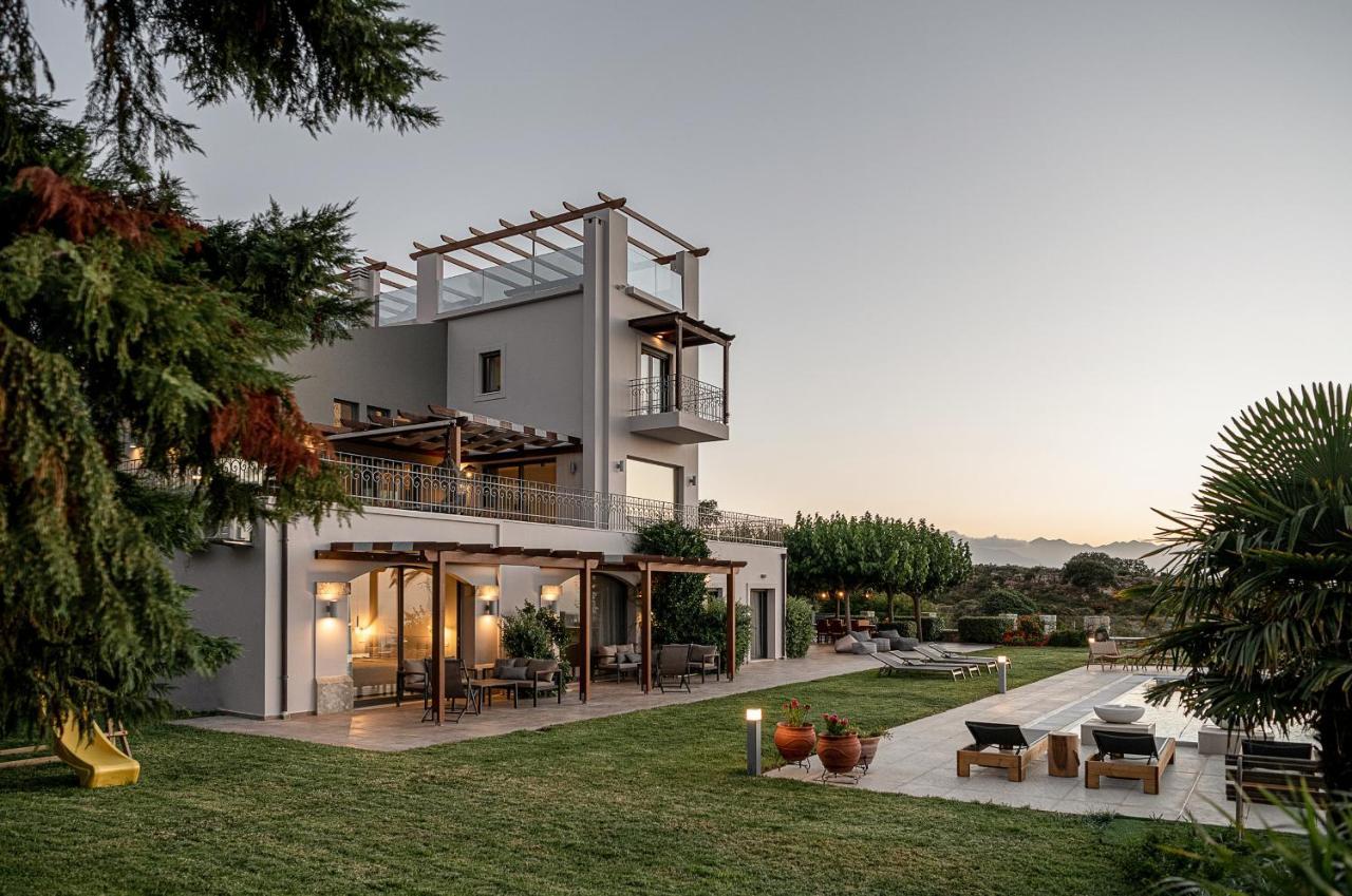 Villa Heora - The Floating Residence Tria Monastiria エクステリア 写真