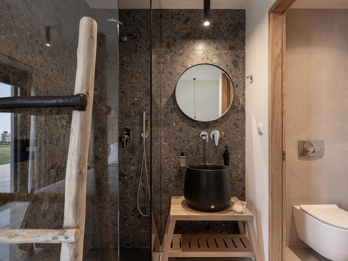 Villa Heora - The Floating Residence Tria Monastiria エクステリア 写真