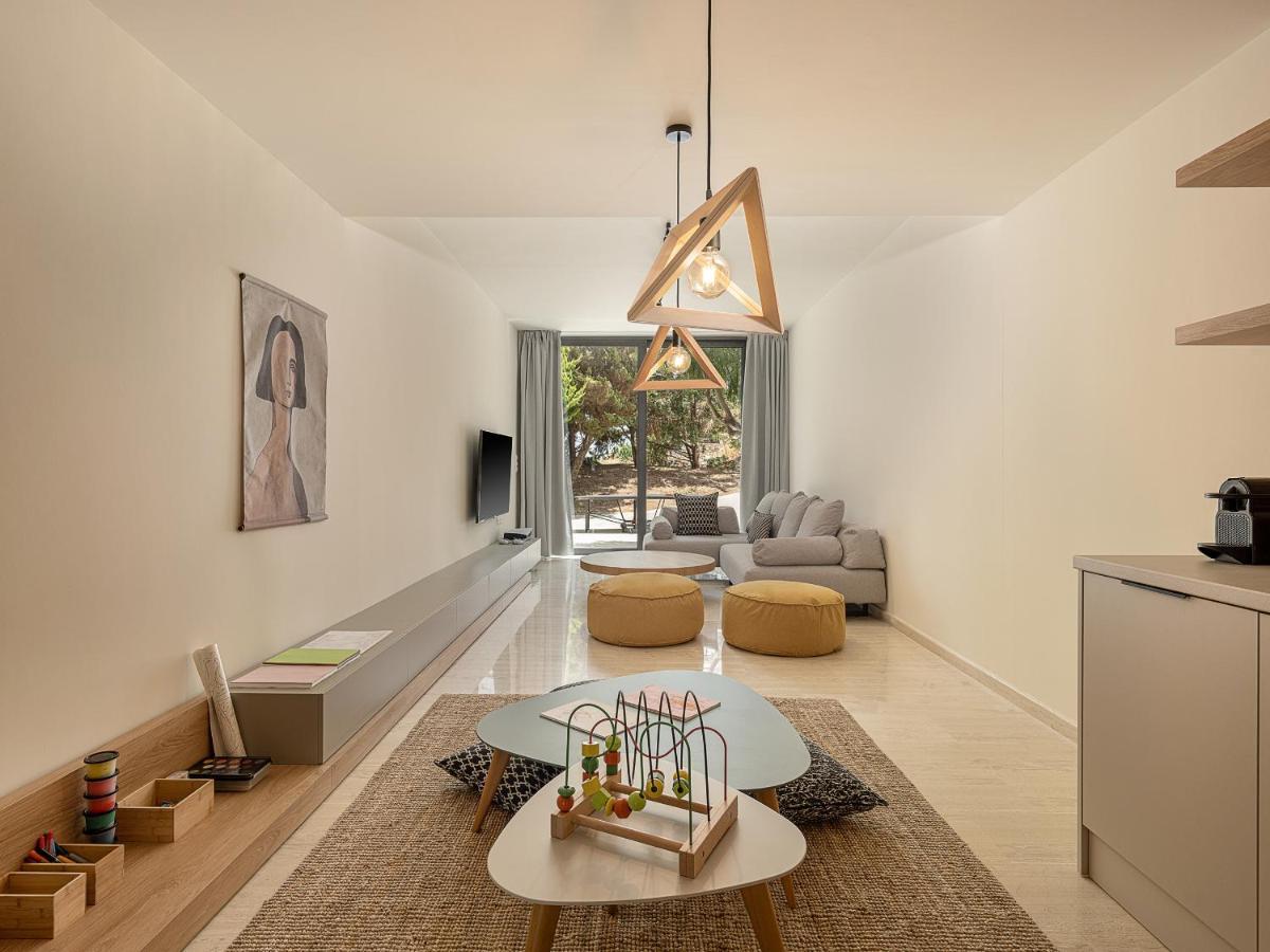 Villa Heora - The Floating Residence Tria Monastiria エクステリア 写真
