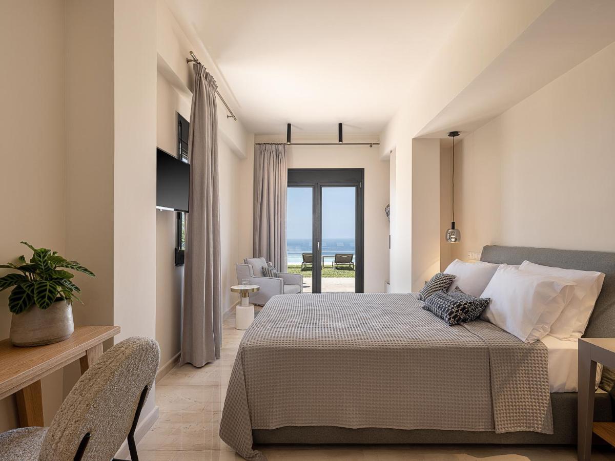Villa Heora - The Floating Residence Tria Monastiria エクステリア 写真