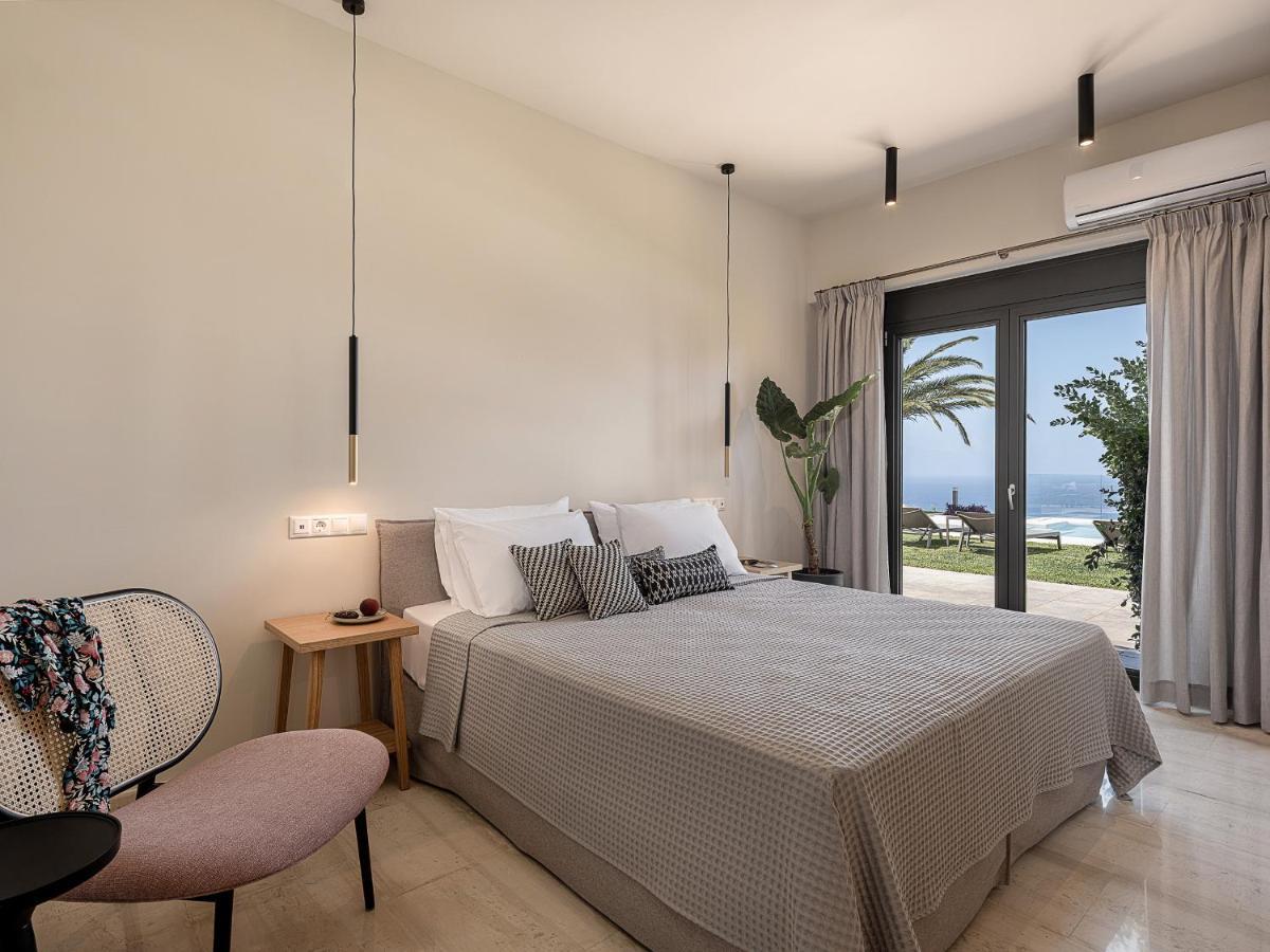Villa Heora - The Floating Residence Tria Monastiria エクステリア 写真